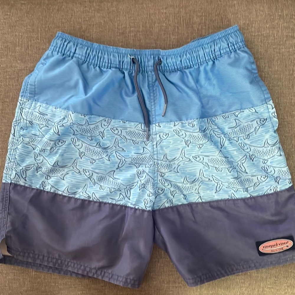 Boys Vineyard Vines Fish Print Swim Trunks Size Medium 12-14